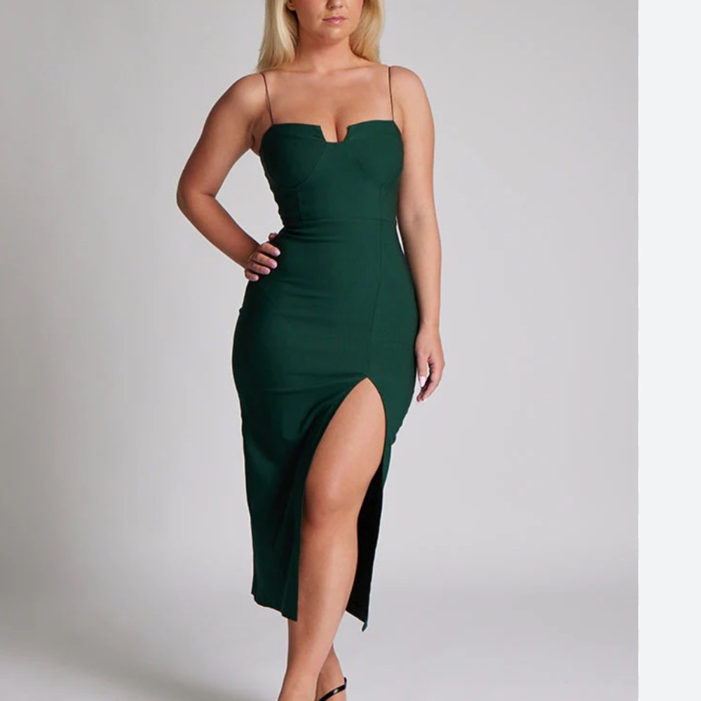 Vesper 247 Aurora Forest Green Midaxi Dress, Size 12, New With Tags.